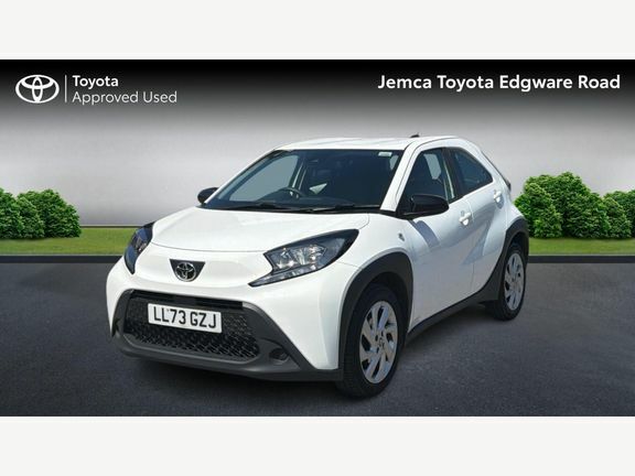 Toyota Aygo X Pure Manual LL73GZJ White #3