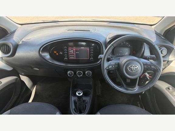 Toyota Aygo X Pure Manual LL73GZJ White #6