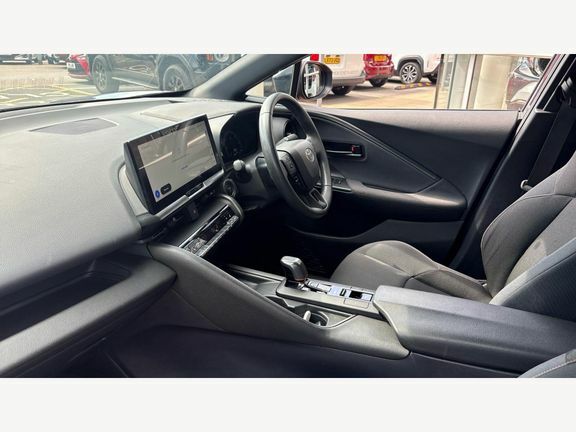Toyota C-Hr Design 1.8 Fwd Hybrid LV24YFT Purple #5