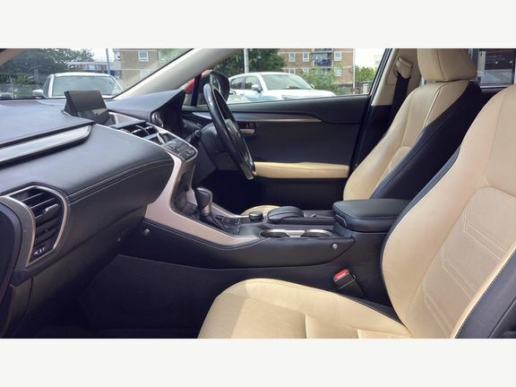 Lexus NX 2.5 300H Luxury E-cvt 4Wd Euro 6 Ss FN67CSU Red #5