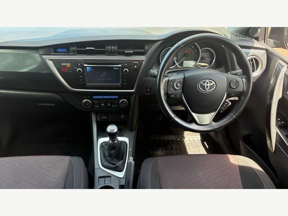 Toyota Auris Sport 1.6M Black #6