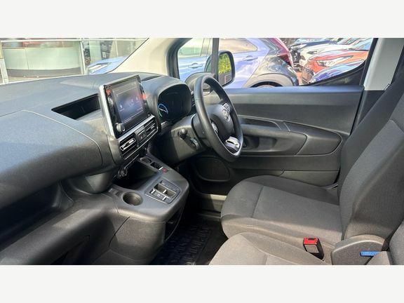 Toyota Proace City Icon L1 Ev 50Kw 11Kw Obc 800Kg AF23BZO White #5