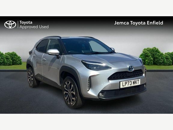 Toyota Yaris Cross Design Fwd LP73WKT Silver