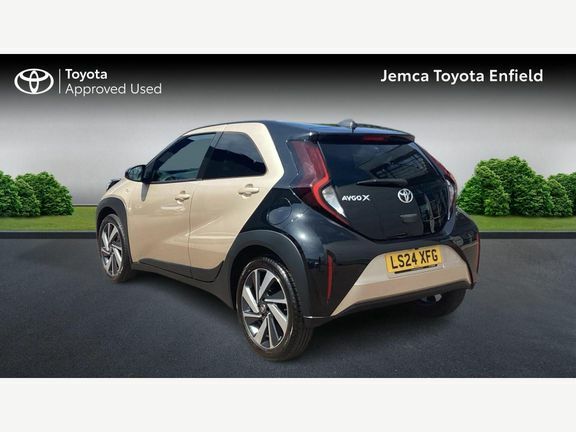 Toyota Aygo X Edge Auto LS24XFG Beige #4