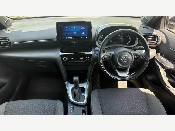 Toyota Yaris Cross Design Fwd Tech Pack LV23VRF White #6