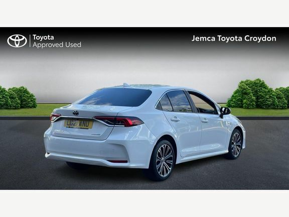 Toyota Corolla Design White #2