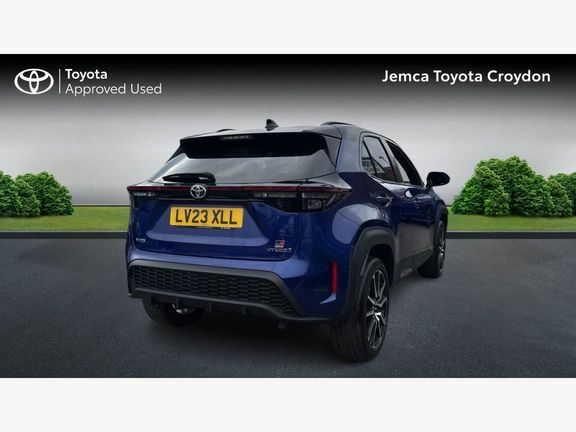 Toyota Yaris Cross Gr Sport Fwd Blue #2