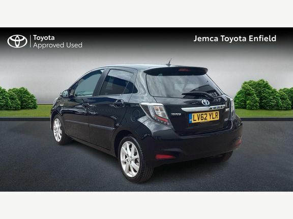 Toyota Yaris 1.33 Vvt-i Tr Multidrive S Red #4