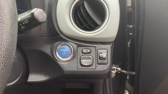 Toyota Yaris 1.33 Vvt-i Tr Multidrive S Red #31