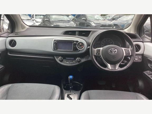 Toyota Yaris 1.33 Vvt-i Tr Multidrive S Red #6