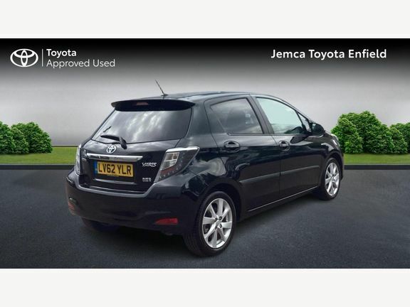Toyota Yaris 1.33 Vvt-i Tr Multidrive S Red #2