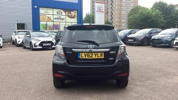 Toyota Yaris 1.33 Vvt-i Tr Multidrive S Red #23