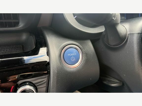Toyota Yaris Cross Excel Red #16