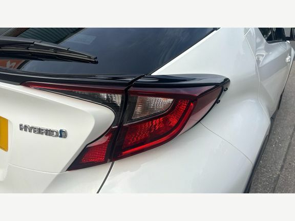 Toyota C-Hr 1.8 Hybrid Design Red #20