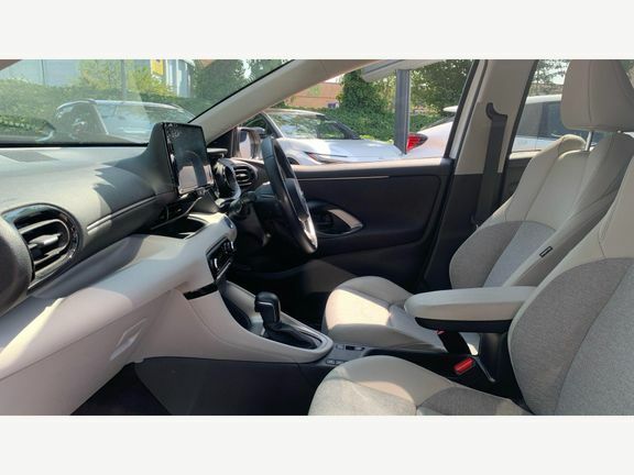 Toyota Yaris Excel LV23WTZ White #5