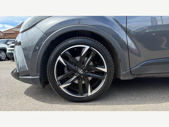 Toyota C-Hr Gr Sport Black #24
