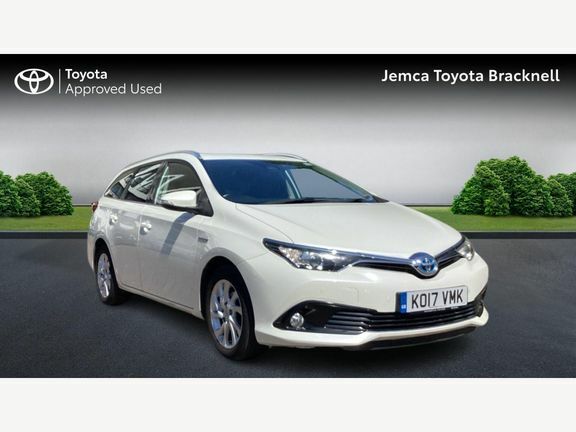 Toyota Auris 1.8 Vvt-h Business Edition Touring Sports Cvt Euro White