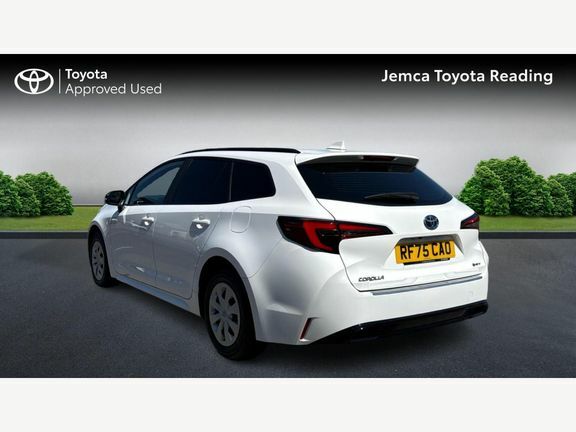 Toyota Corolla Corolla Commercial 1.8 Hybrid White #4