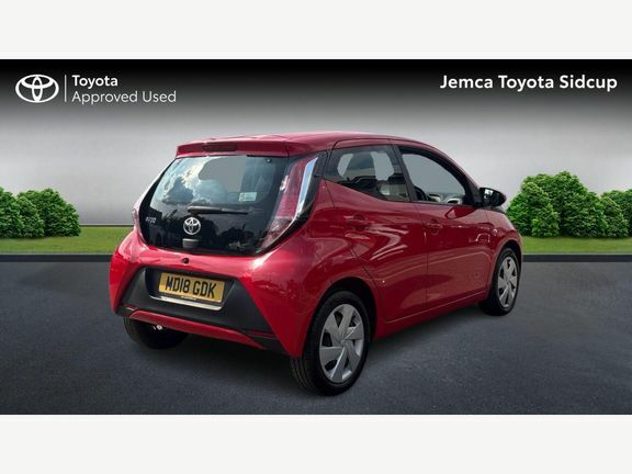 Toyota Aygo X X-play X-shift Red #2