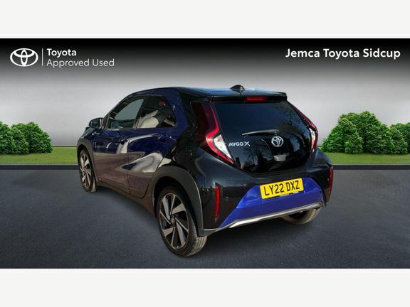 Toyota Aygo X Exclusive Manual Blue #4