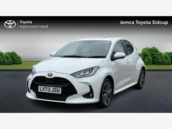 Toyota Yaris Excel White #3
