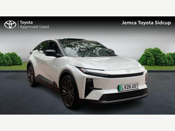 Toyota C-Hr Excel White