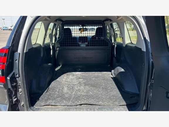 Toyota Land Cruiser 4.6 2021 Facelift Black #12