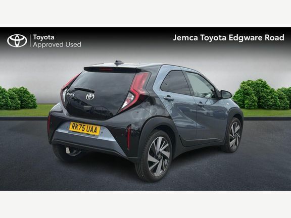 Toyota Aygo X Edge Parking Pack RK75UAA #2