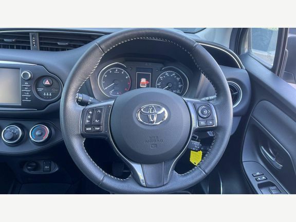 Toyota Yaris 1.5 Hybrid Icon Cvt Red #7