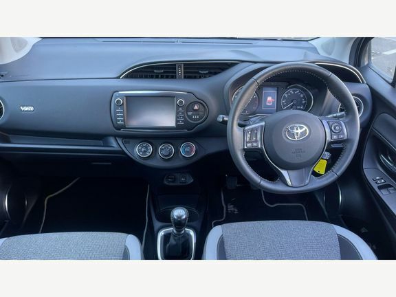 Toyota Yaris Y20 1.5 M Silver #6