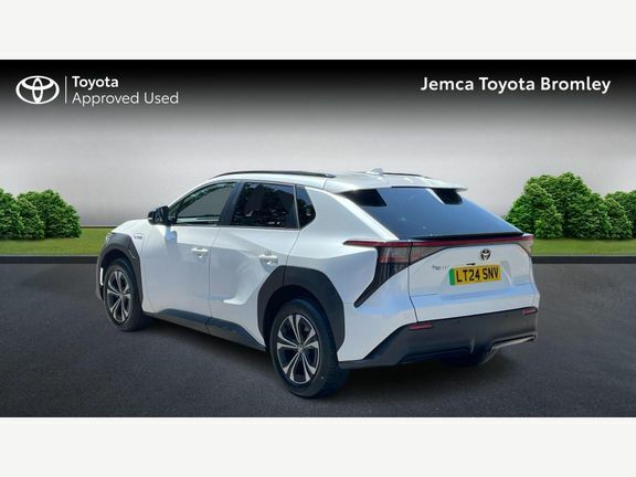 Toyota bZ4X 71.4Kwh Motion 11Kw Obc White #4
