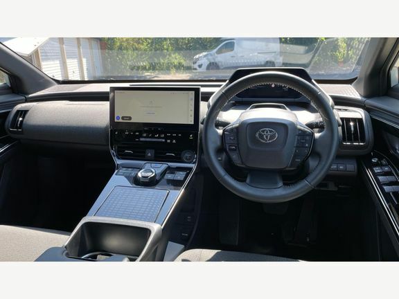 Toyota bZ4X 71.4Kwh Motion 11Kw Obc White #6