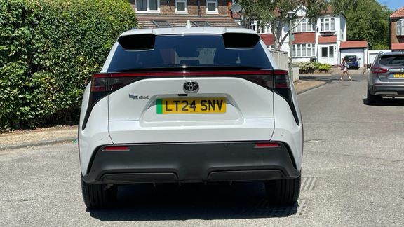 Toyota bZ4X 150Kw Pure 71.4Kwh 11Kw White #24