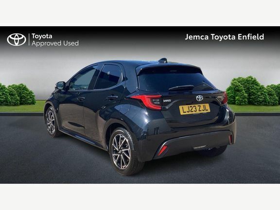 Toyota Yaris Design Hybrid, Navi Black #4