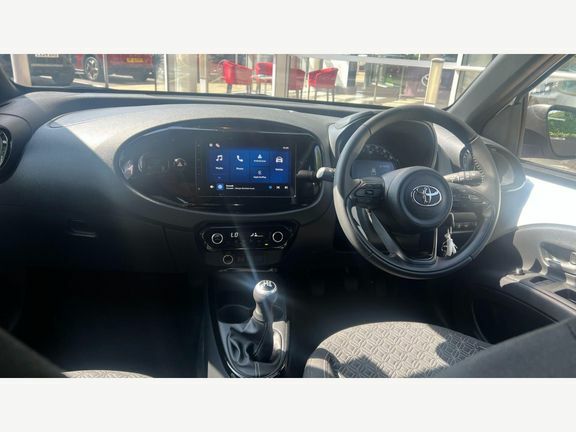 Toyota Aygo X Edge Parking Pack LV75ZCN White #6