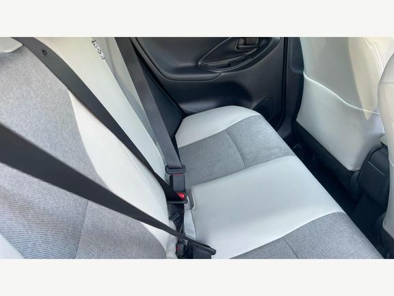 Toyota Yaris 1.5 Vvt-h Design E-cvt Euro 6 Ss Grey #12