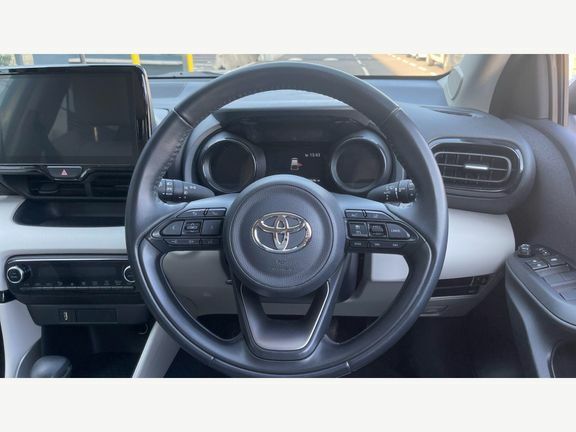 Toyota Yaris 1.5 Vvt-h Design E-cvt Euro 6 Ss Grey #6