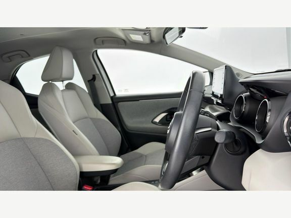 Toyota Yaris 1.5 Hybrid Icon Cvt Red #12