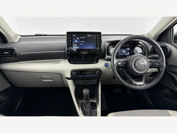 Toyota Yaris Excel 1.5 Hybrid White #6