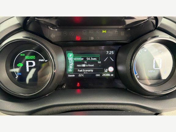 Toyota Yaris 1.5 Hybrid Icon Cvt Red #11