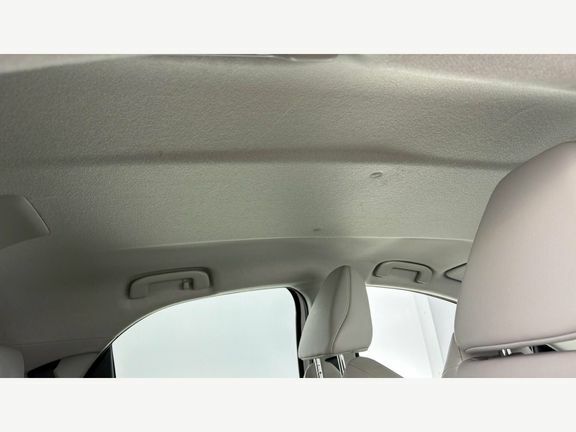 Toyota Yaris 1.5 Hybrid Icon Cvt Red #19