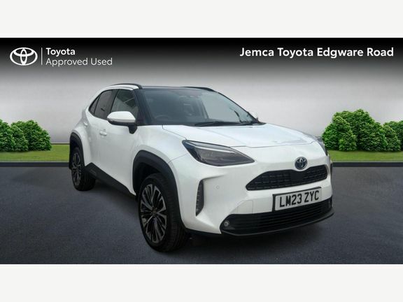 Toyota Yaris Cross Excel Fwd Pan Roof White