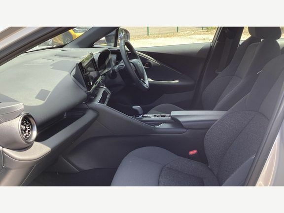 Toyota C-Hr Icon 1.8 Fwd Hv FM25HVL Silver #5
