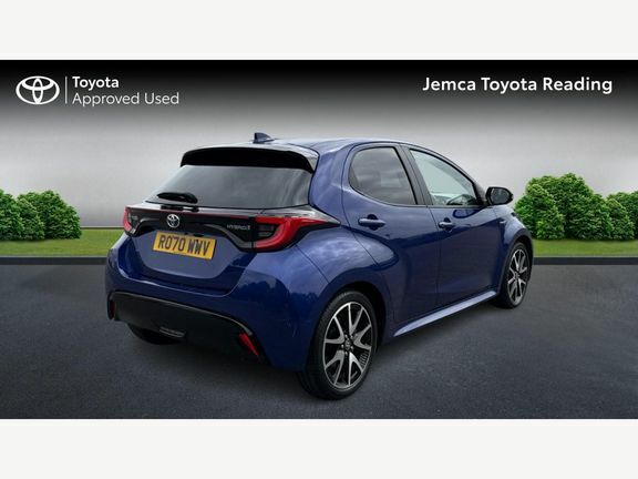 Toyota Yaris Dynamic 1.5 Hybrid City Pack Blue #2