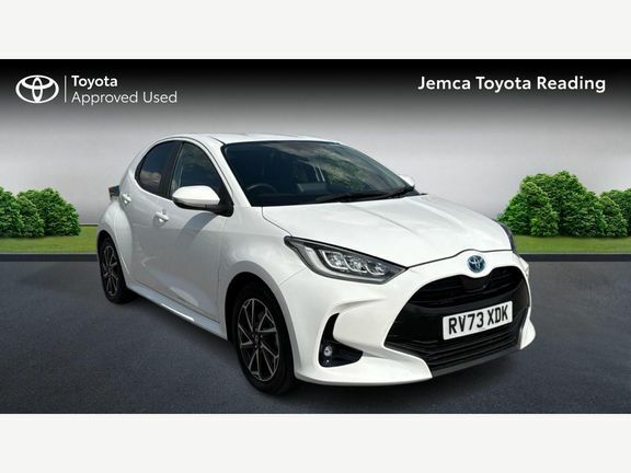 Toyota Yaris Design White