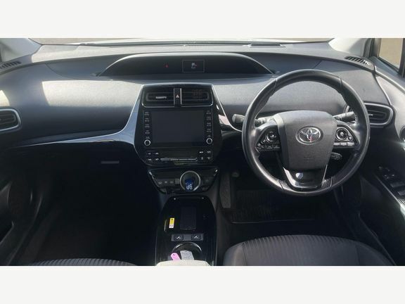 Toyota Prius+ Business Edition 1.8 White #6