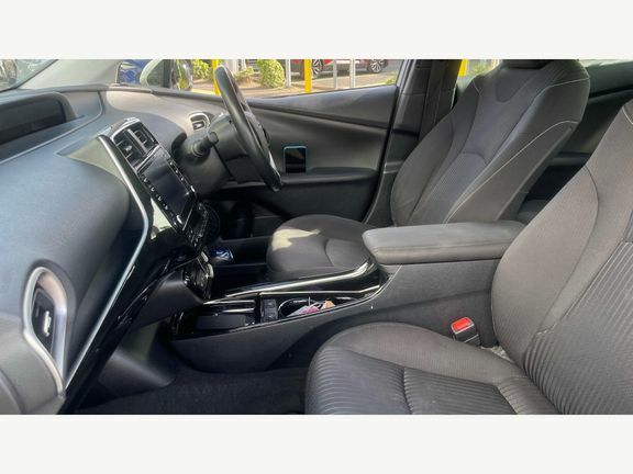 Toyota Prius+ Business Edition 1.8 White #5