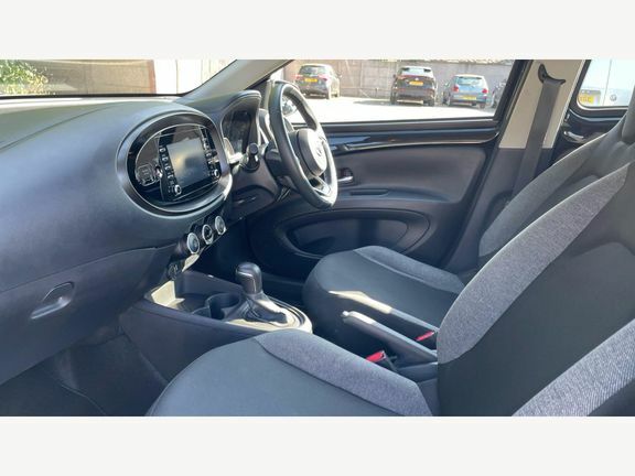 Toyota Aygo X Pure Automatic Black #5