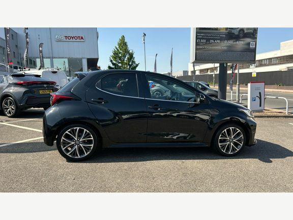 Toyota Yaris Hatchback White #21