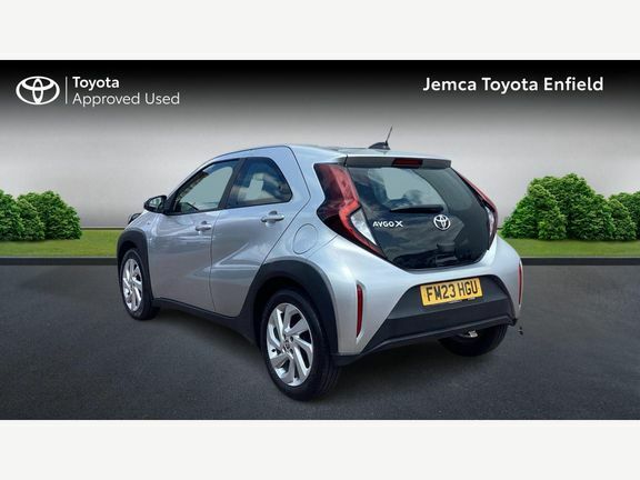 Toyota Aygo X Pure Automatic Silver #4